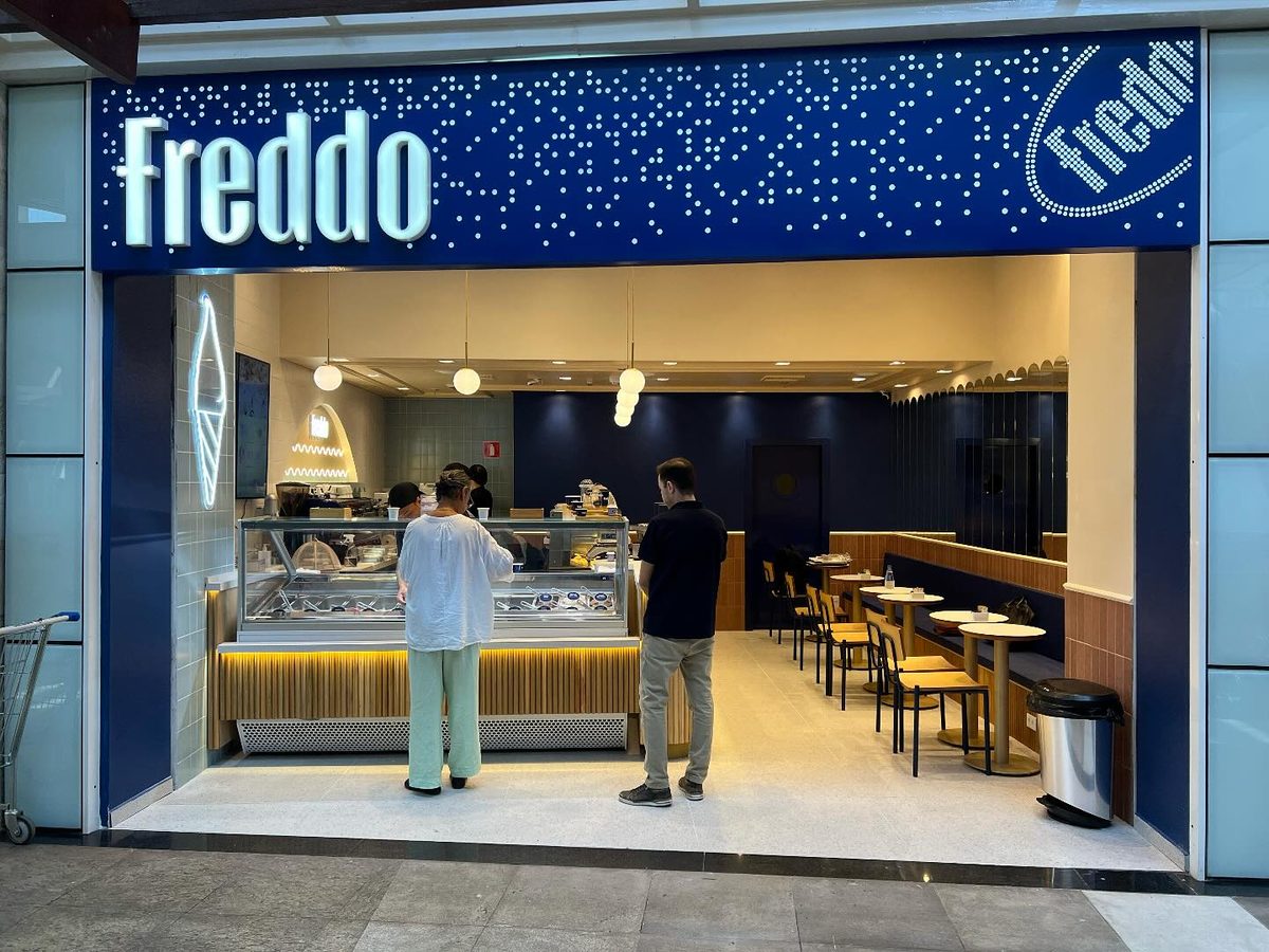 Freddo em shopping center